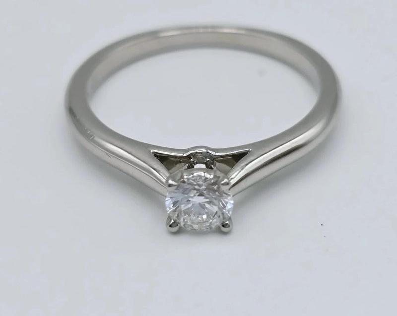 Cartier - Platinum Solitaire Ring with Diamond - Size 50