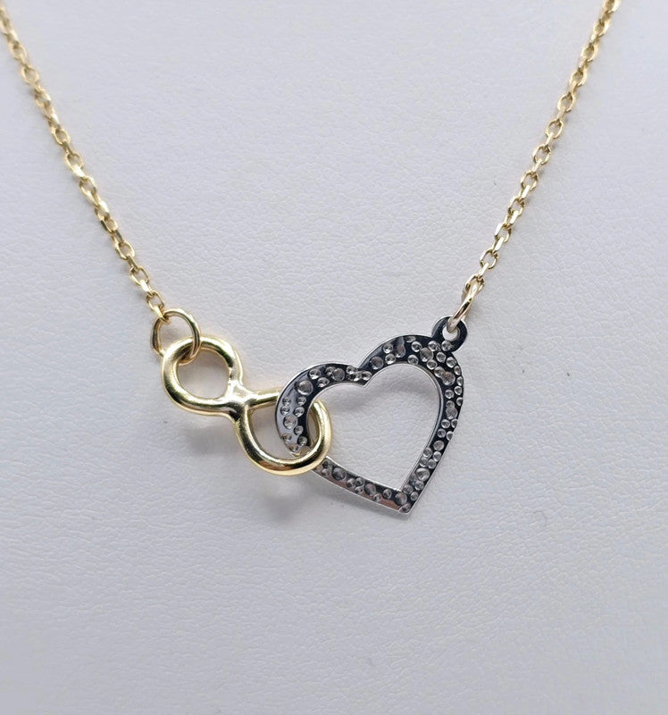 Tesoro Di Milano - 18ct. Gold Handmade Infinity Necklace