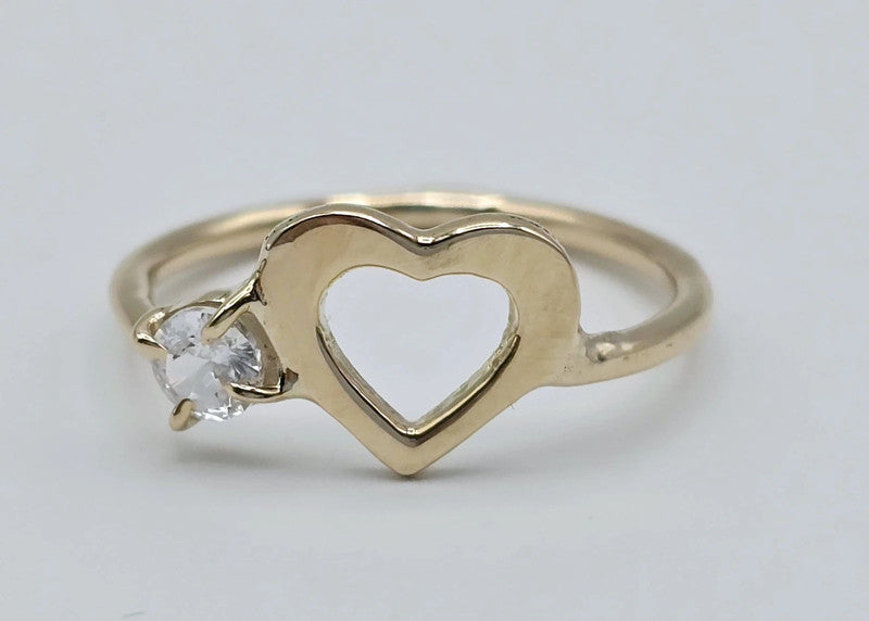 Tesoro Di Milano - 18ct Heart Ring - Size 58